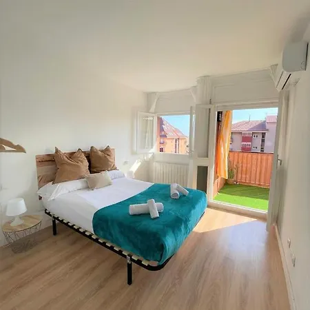 Appartement Apartamento Con Piscina Y Gran Terraza Con Vistas - Muy Cerca De La Playa, El Centro Y La Estacion *