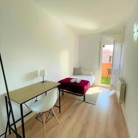 Appartement Apartamento Con Piscina Y Gran Terraza Con Vistas - Muy Cerca De La Playa, El Centro Y La Estacion *