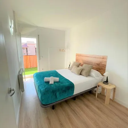 Apartamento Con Piscina Y Gran Terraza Con Vistas - Muy Cerca De La Playa, El Centro Y La Estacion Vilassar De Mar